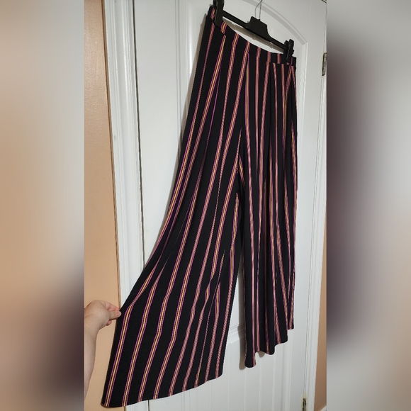 BAR III Wide Legged Dress Pants - Picture 3 of 5